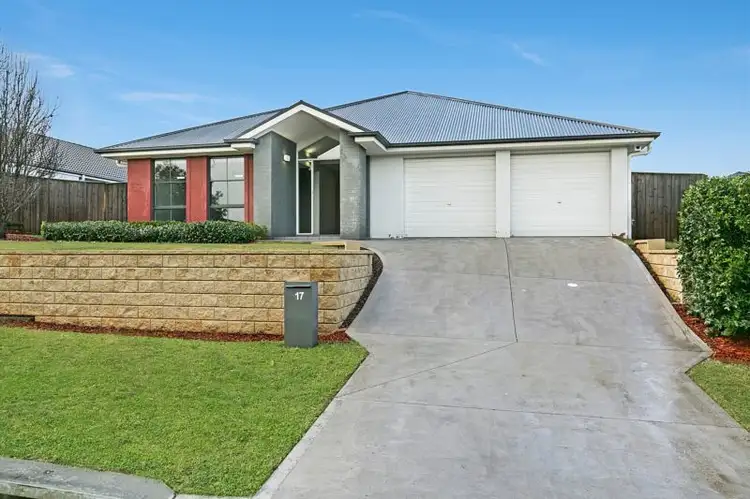 17 Saddlers Drive, Gillieston Heights NSW 2321