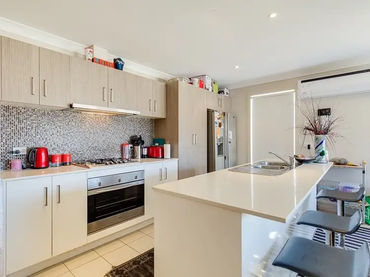 Second view of Homely house listing, 35 Safari Drive, Tarneit VIC 3029