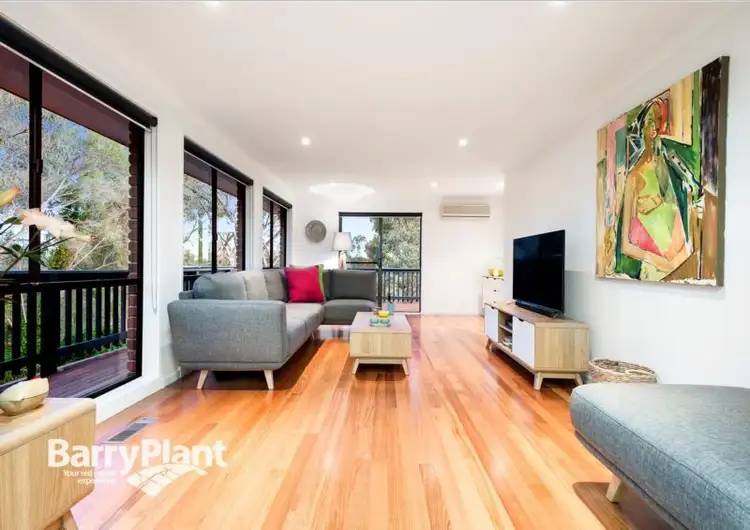 27 Maroong Drive, Research VIC 3095