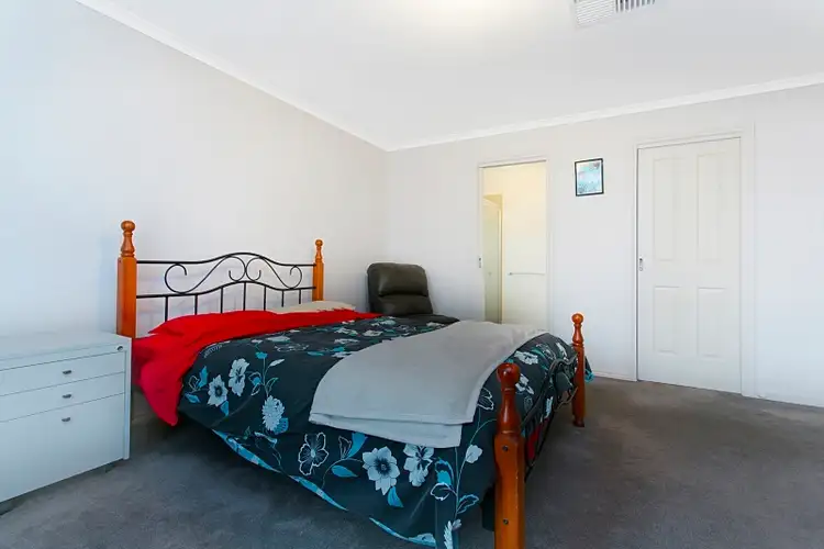 Fifth view of Homely house listing, 10 Timothy Court, Wallan VIC 3756