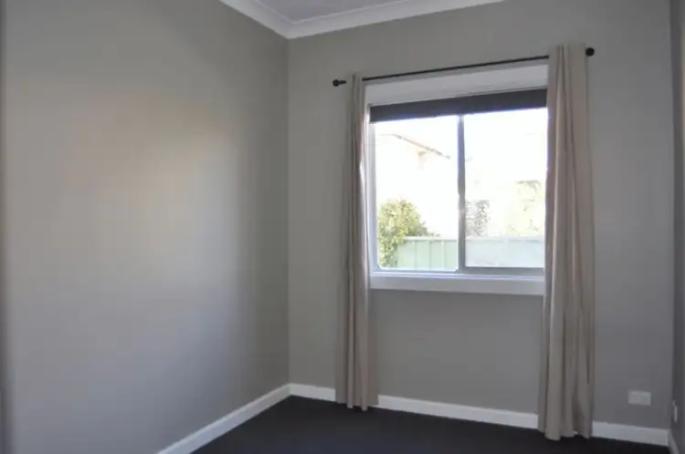 Seventh view of Homely house listing, 2 Chifley Place, West Bathurst NSW 2795