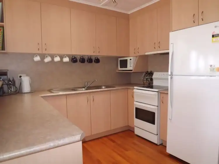 Sixth view of Homely house listing, 4 OZONE COURT, Cape Paterson VIC 3995