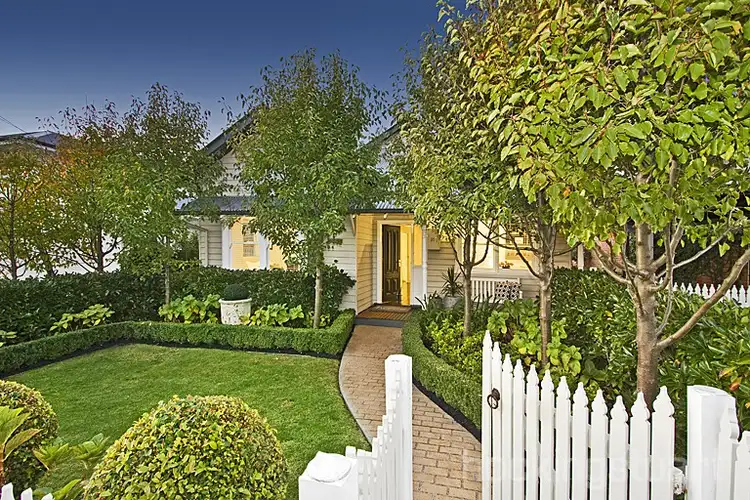 21 Iona Street, Black Rock VIC 3193