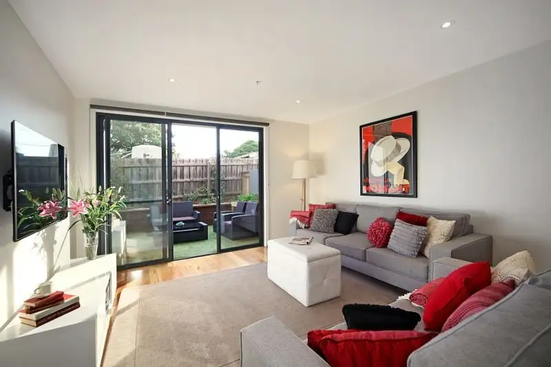 Main view of Homely apartment listing, 4/9-10 Railway Parade, Murrumbeena VIC 3163