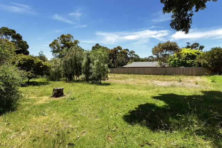 45 Bayview Avenue, Rosebud VIC 3939