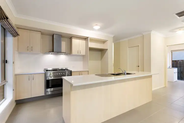 Second view of Homely house listing, 33 Kiora Avenue, Doreen VIC 3754