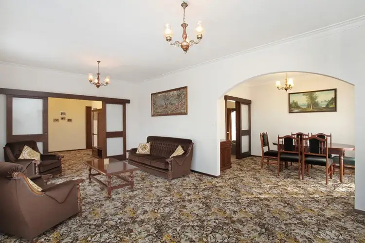 Fourth view of Homely house listing, 6 Ramsey Close, Gladstone Park VIC 3043