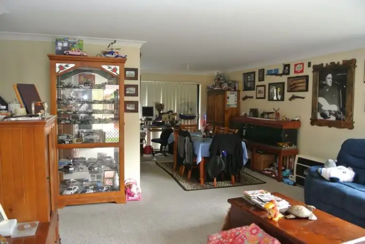 Fifth view of Homely house listing, 2/24 Oak Circuit, Raymond Terrace NSW 2324