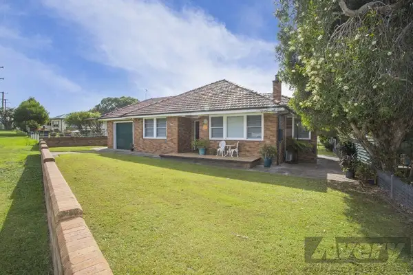 191 Awaba Road, Toronto NSW 2283