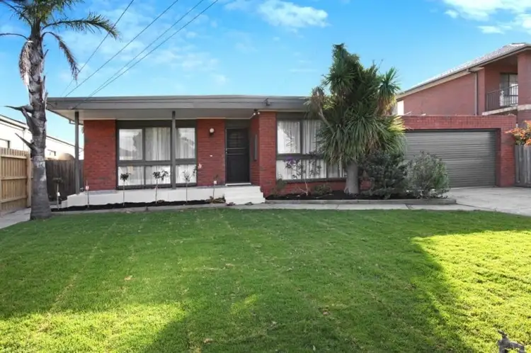 62 Randwick Drive, Keilor Park VIC 3042