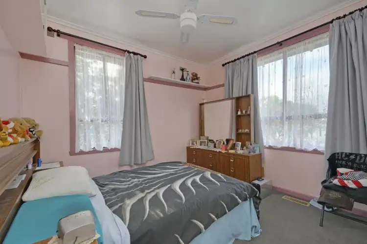 Fifth view of Homely house listing, 1 Gona Street, Morwell VIC 3840