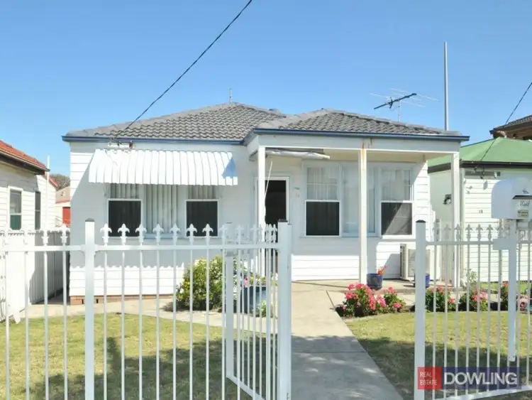 25 Newcastle Street, Stockton NSW 2295