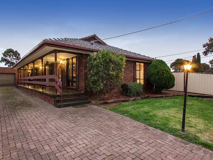 Main view of Homely house listing, 5 Narong Place, Keilor Downs VIC 3038