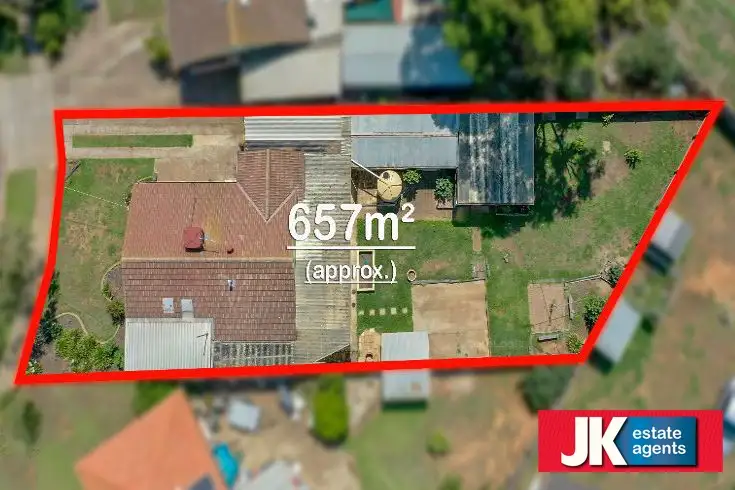 Second view of Homely house listing, 2 Centenary Crescent, Werribee VIC 3030