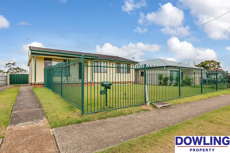 Second view of Homely house listing, 10 Frewin Avenue, Woodberry NSW 2322