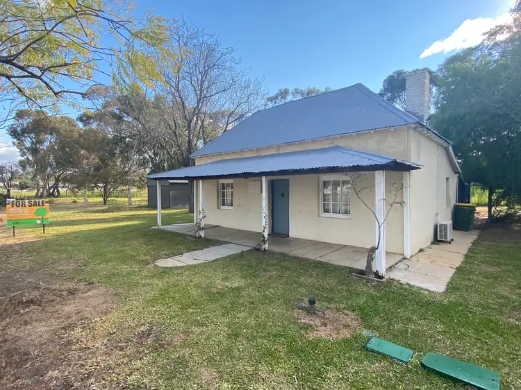 207 Avon Terrace, York WA 6302