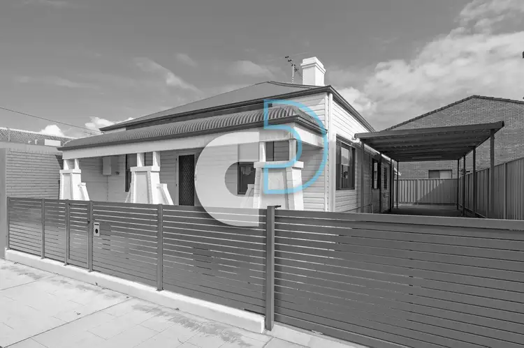 7 Mitchell Street, Stockton NSW 2295