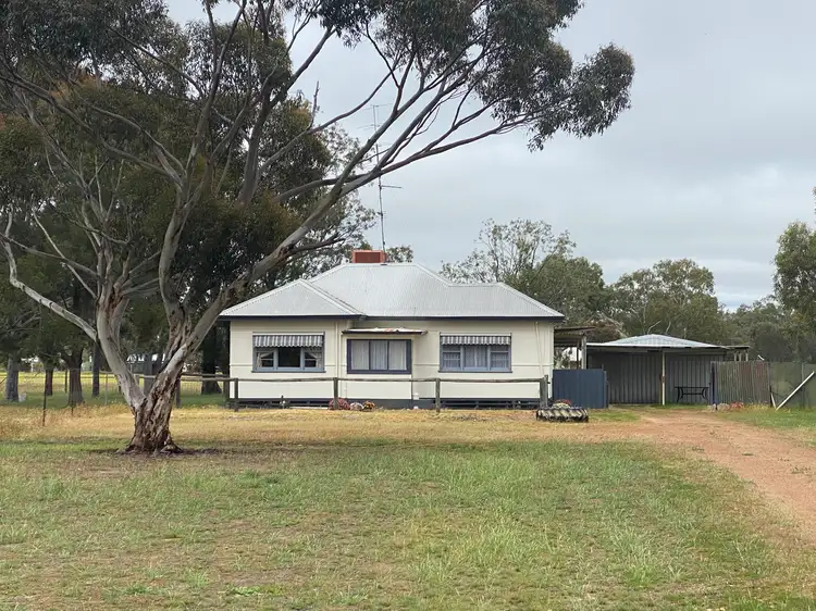 63 Richardson Street, Beverley WA 6304