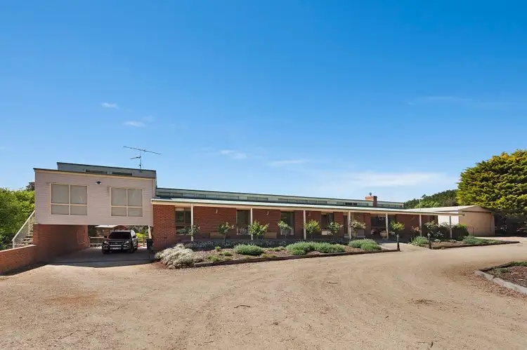 8 Melrose Drive, Kilmore VIC 3764