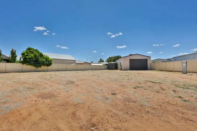 12 Bakogiannis Court, Mildura VIC 3500