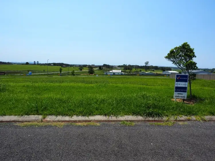 13 Prior Circuit, West Kempsey NSW 2440