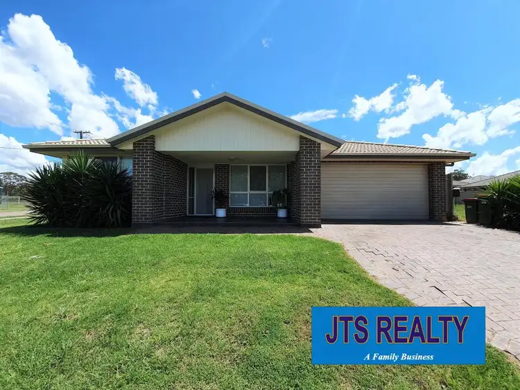 2 Almond Street, Denman NSW 2328