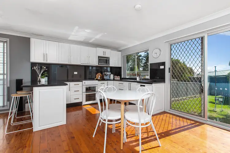 Sixth view of Homely house listing, 5 Sapphire Drive, Tarro NSW 2322