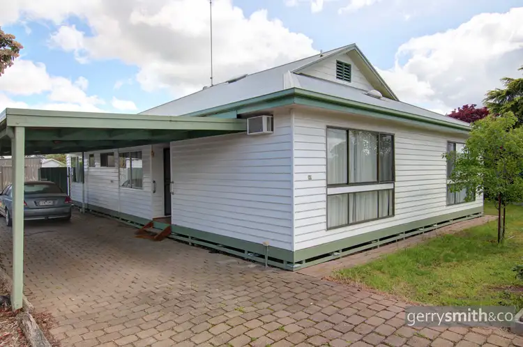 10 Tena Avenue, Horsham VIC 3400