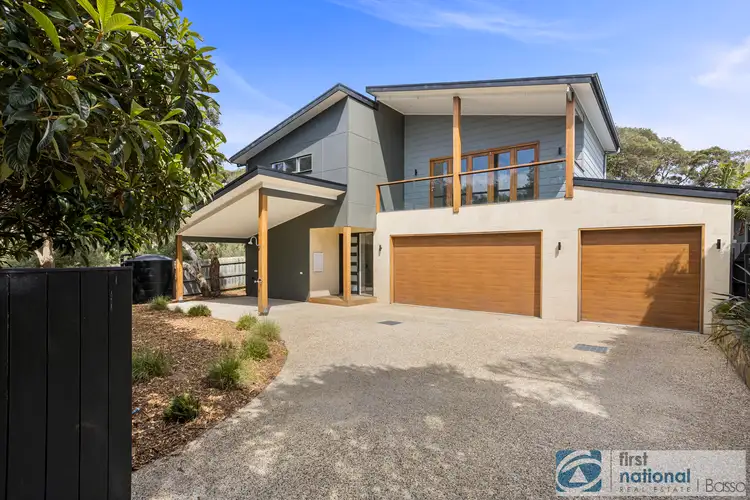 8 Chenier St, Rye VIC 3941