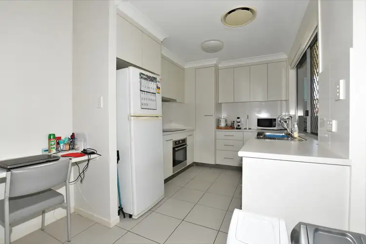 Sixth view of Homely unit listing, 1/9 Robert Street..., Bundaberg South QLD 4670