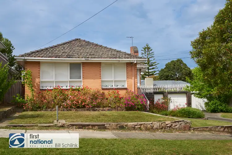 10 Renshaw Street, Doncaster East VIC 3109