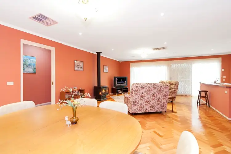 Sixth view of Homely house listing, 8 Wren Court, Whittlesea VIC 3757