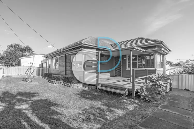 37 King Street, Stockton NSW 2295