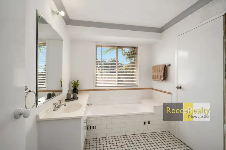 Sixth view of Homely house listing, 2 Oliver Place, Wallsend NSW 2287