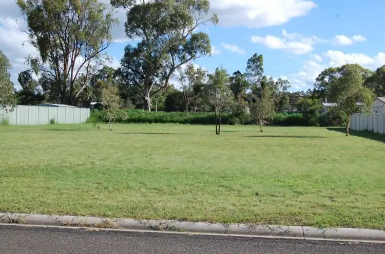 22 Doncaster Drive, Rosenthal Heights QLD 4370
