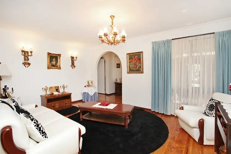 Fourth view of Homely house listing, 27 The Circuit, Gladstone Park VIC 3043