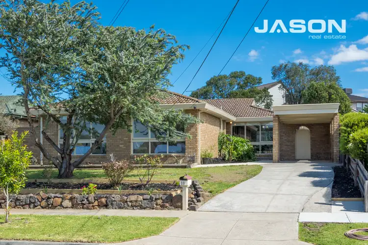 11 Bamford Avenue, Westmeadows VIC 3049