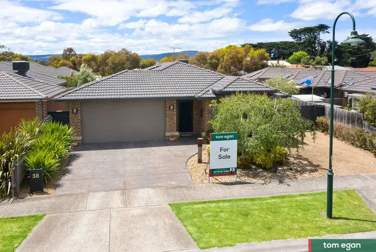 38 Ovens Circuit, Whittlesea VIC 3757
