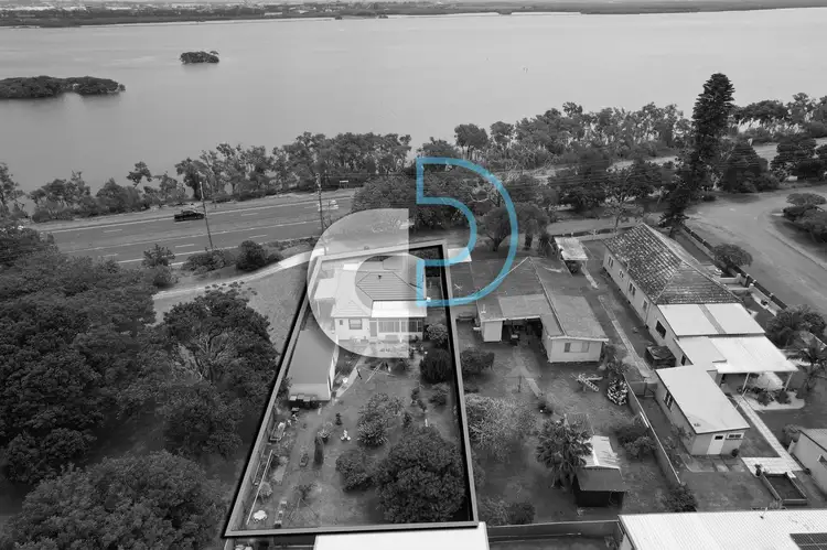 1 Fullerton Street, Fern Bay NSW 2295