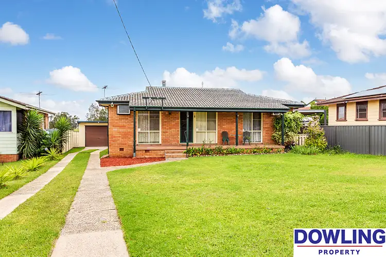 Second view of Homely house listing, 5 Greenway Avenue, Woodberry NSW 2322