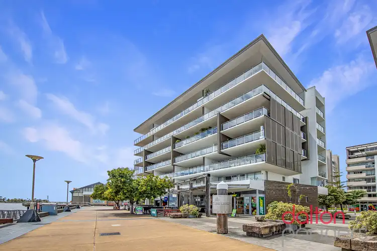 206/5 Honeysuckle Drive, Newcastle NSW 2300