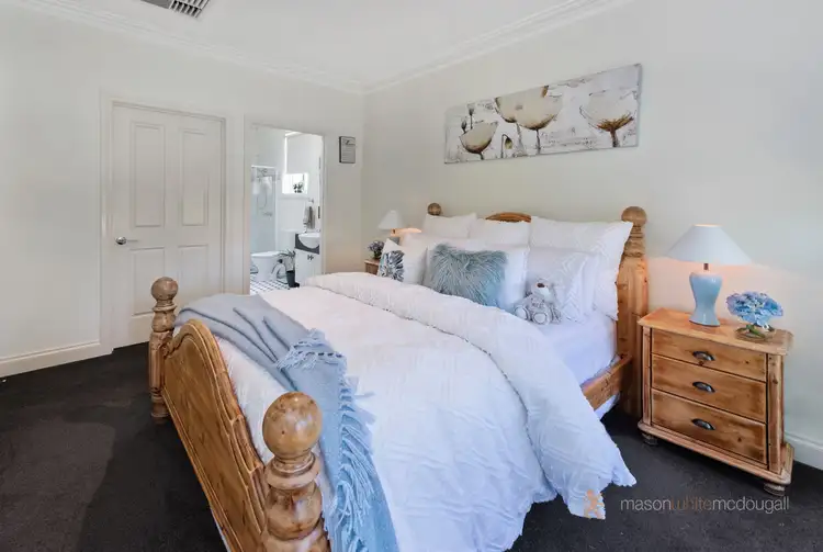 Fifth view of Homely house listing, 9 Berrima Close, Craigieburn VIC 3064