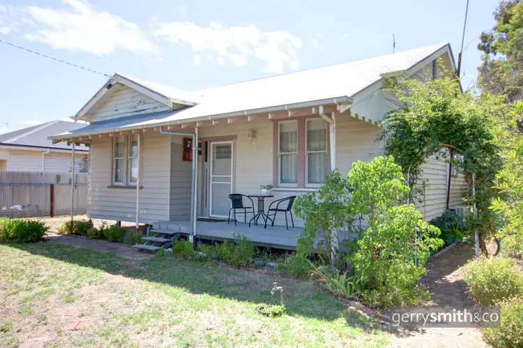 26 Stewart Street, Horsham VIC 3400