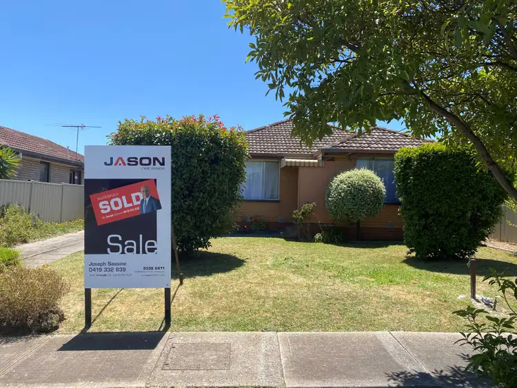 24 Catherine Avenue, Tullamarine VIC 3043