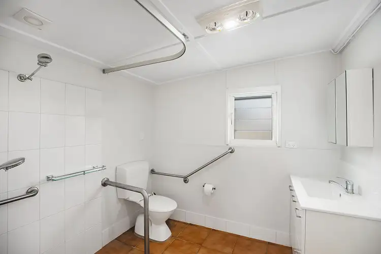 Fifth view of Homely house listing, 14 Oakland Ave, The Entrance NSW 2261