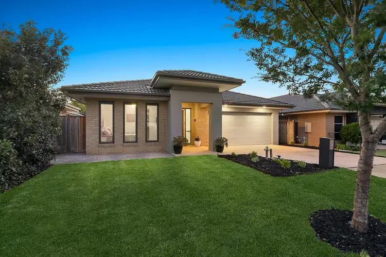 12 WARREGO CIRCUIT, Sandhurst VIC 3977
