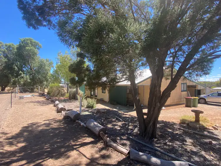 8041 Great Southern Hwy, Beverley WA 6304