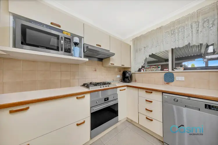 Fourth view of Homely house listing, 15 Milburn Place, Craigieburn VIC 3064