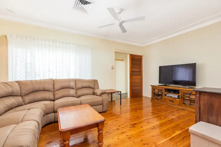 Second view of Homely house listing, 10 Kookaburra Parade, Woodberry NSW 2322