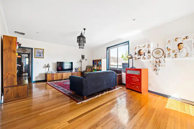 Fifth view of Homely house listing, 2 Huon Court, Donvale VIC 3111